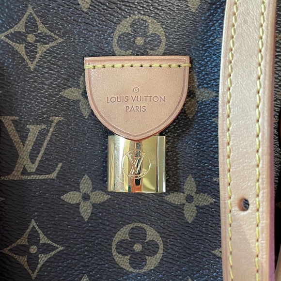 Louis Vuitton Rivoli - Picture 2 of 7